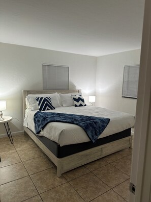 3 sovrum, skrivbord, strykjärn/strykbräda och gratis wi-fi