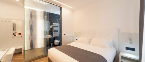 In-room safe, desk, laptop workspace, soundproofing