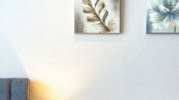 Télévision LED de 55 pouces avec chaînes numériques