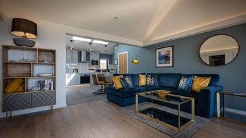 Televisión, chimenea