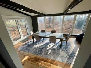 تناول الطعام