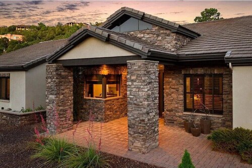 Serene Luxe Prescott Pines Hideaway, Games + Epic Views, Sleep 16+, Fun For All!
