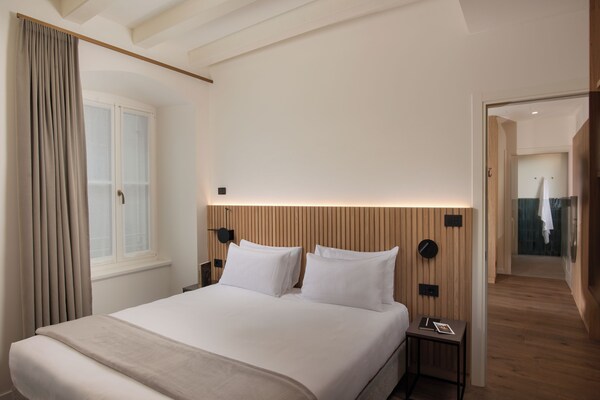 Amira Ca' Argento Premium Apartments - Trieste