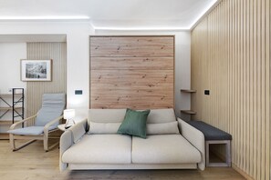 TV - Madesimo Ski Suite Apartment with Mountain View and Wi-Fi (Madesimo)