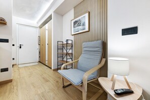 Interior - Madesimo Ski Suite Apartment with Mountain View and Wi-Fi (Madesimo)