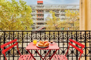 Dagelijks ontbijt met lokale gerechten (toeslag)