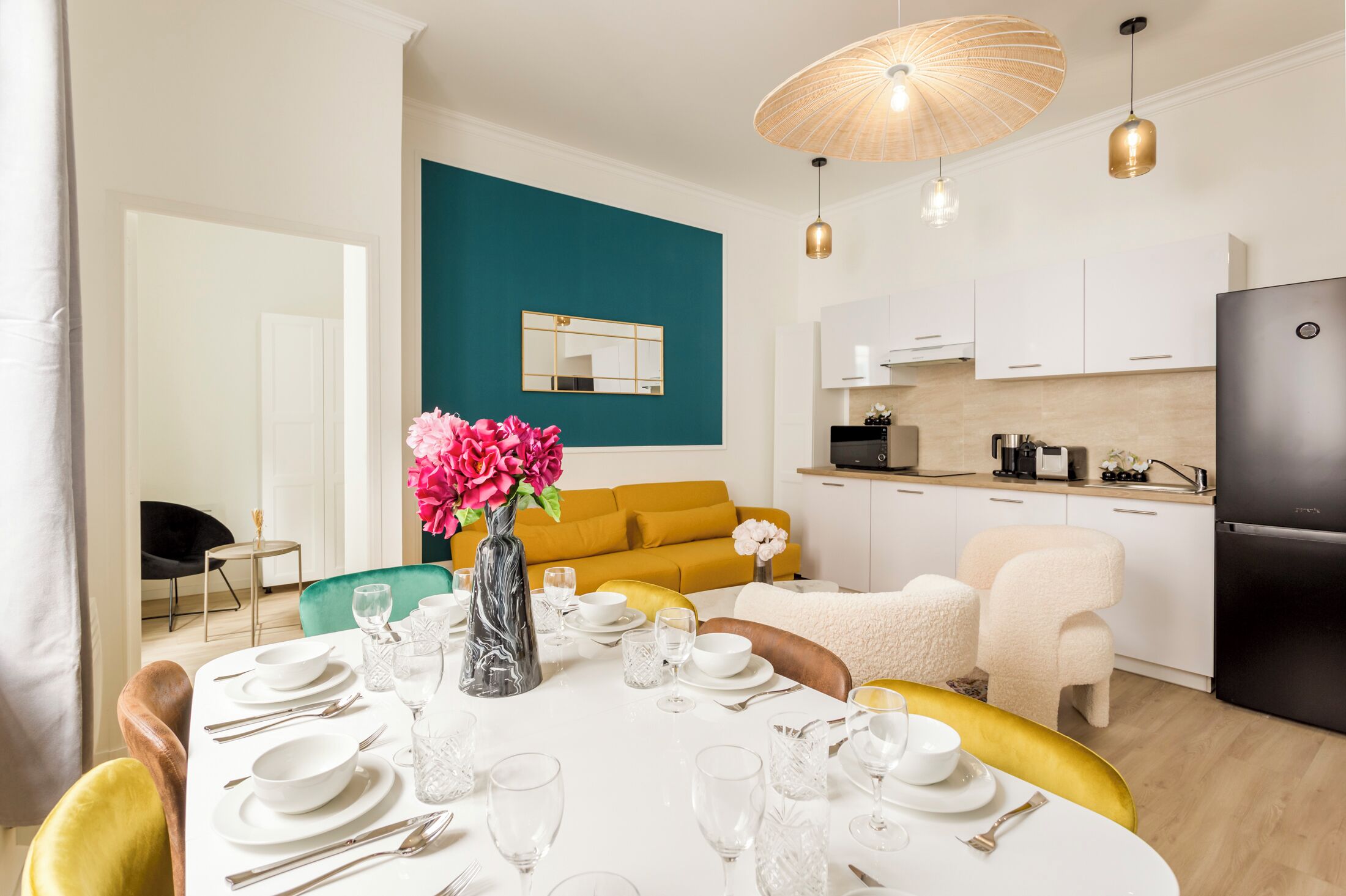 Apartment | Living area | 32-inch Smart TV with cable channels, Netflix, streaming services