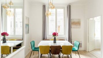 Apartment | Living area | 32-inch Smart TV with cable channels, Netflix, streaming services