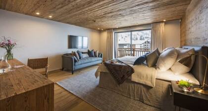 Chalet With Indoor Pool at the Verrand