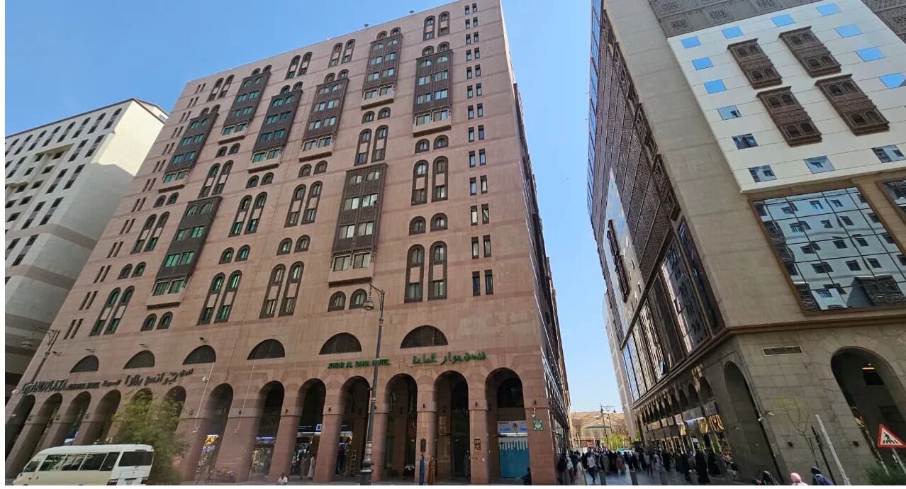 ด้านหน้าที่พัก