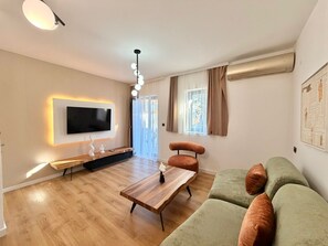 Comfort Apartment | Living area - Lunamare Apartments (Budva)