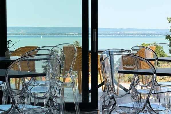 تناول الطعام