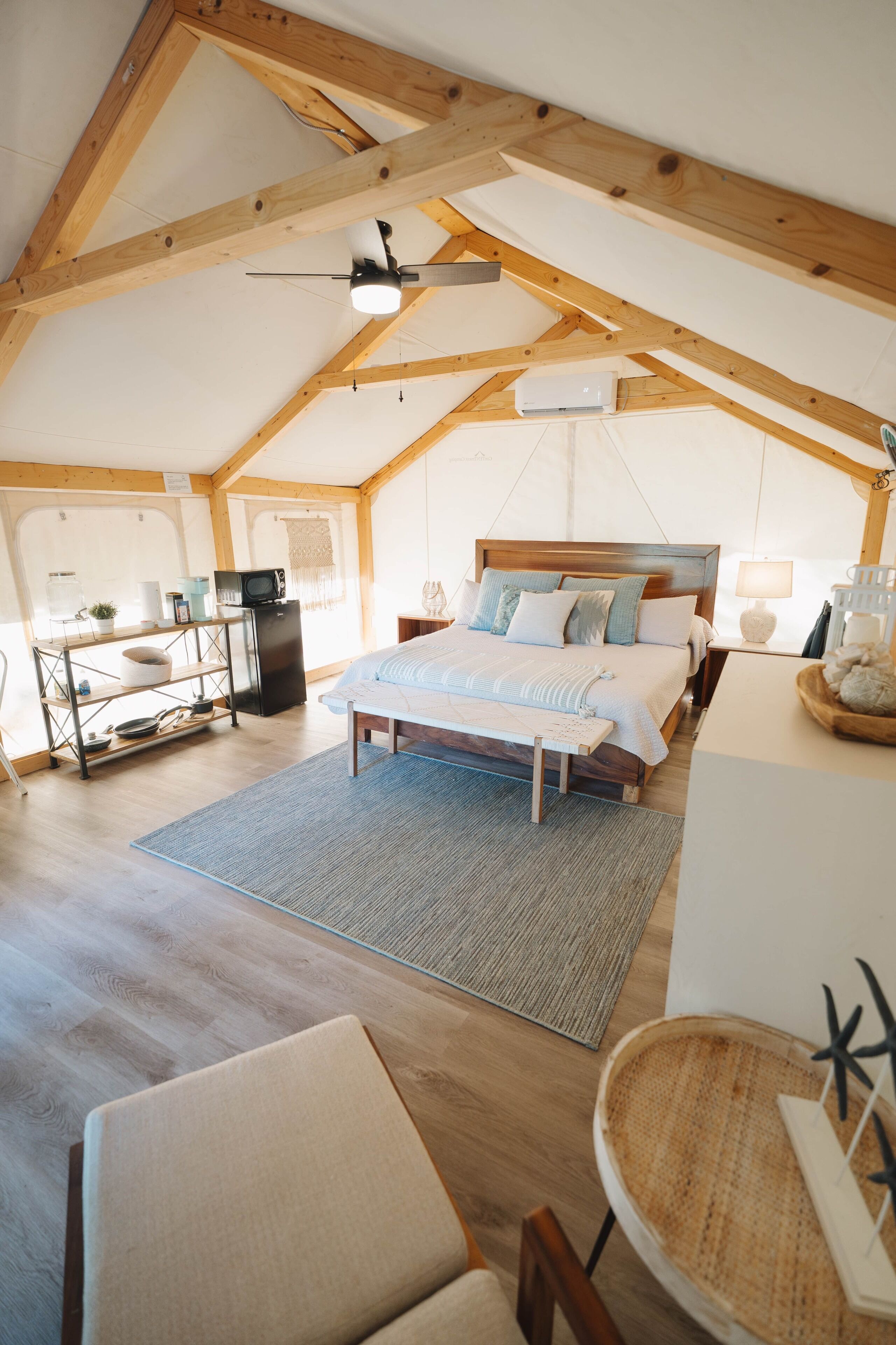 1 habitación y ropa de cama 