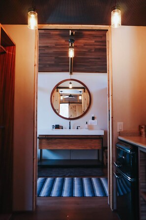 Fridge, microwave, cookware/dishes/utensils