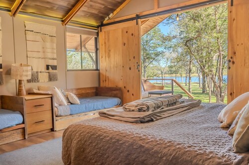 Premium Lakefront Cabin #2: The Magnolia (Austin)