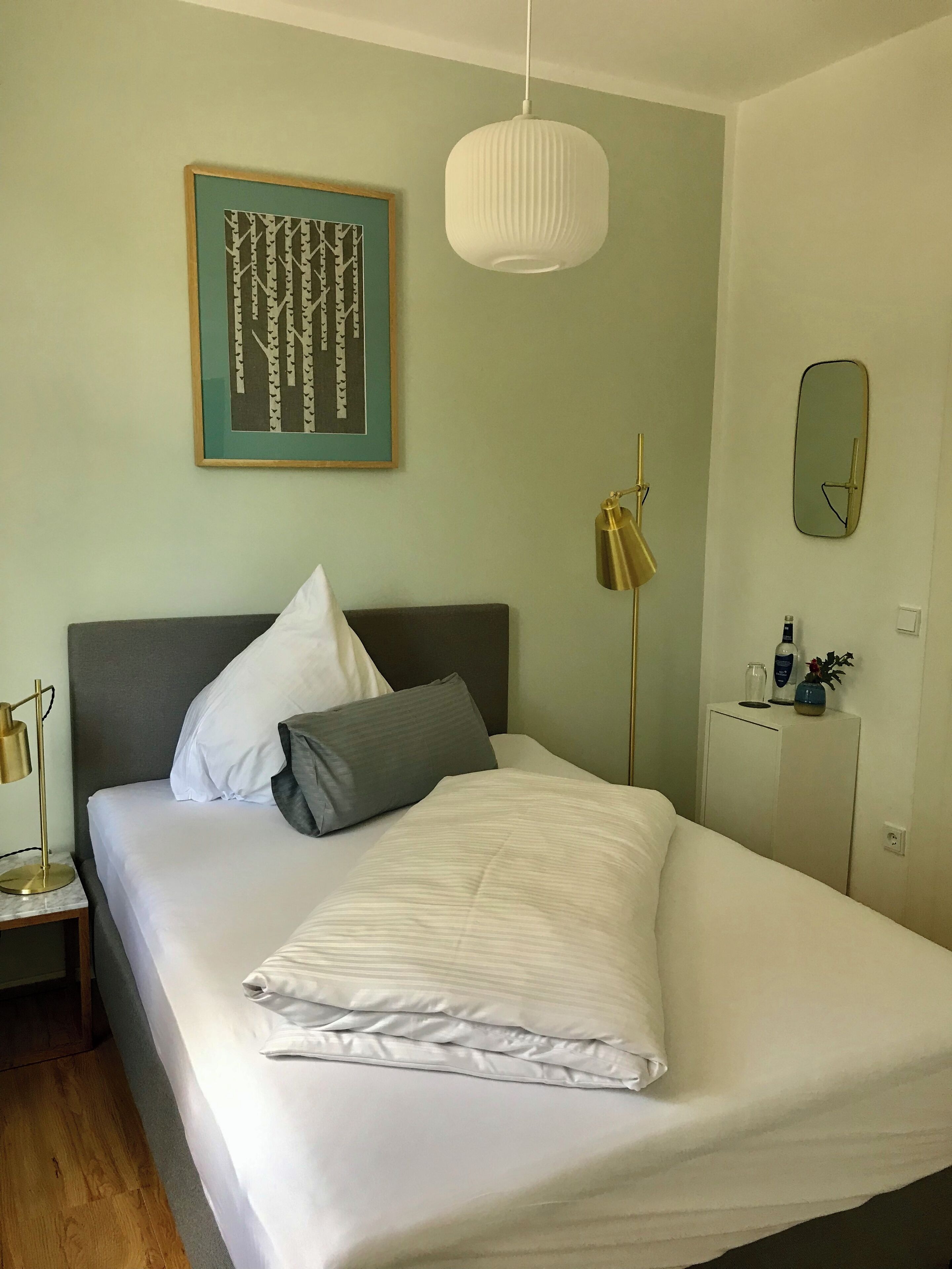 Basic Single Room, Balcony, Partial Lake View | Free WiFi