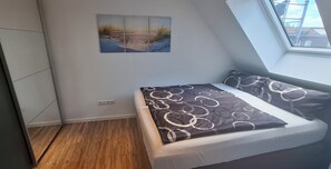 1 bedroom, iron/ironing board, free WiFi, bed sheets