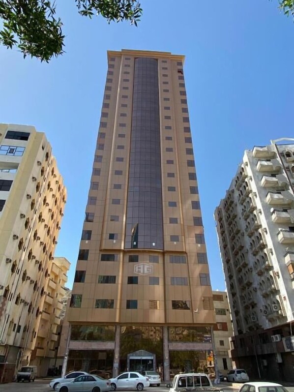 واجهة المنشأة