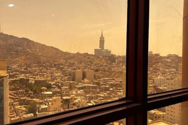 Vista de la ciutat des de l'allotjament