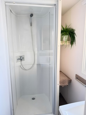 Een douche, een haardroger