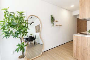Water Lily III - Apartment (maximum capacity: 4 guests - 1 double bed and 2 single sofa beds) | Interior - Water Lily (Aveiro)
