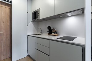 Water Lily II - Tiny Studio (maximum capacity: 2 guests) | Private kitchen - Water Lily (Aveiro)