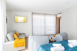 Water Lily III - Apartment (maximum capacity: 4 guests - 1 double bed and 2 single sofa beds) | 內部