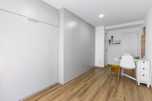 327709589 - Lotus II - Studio | Spa