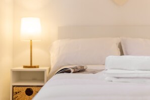 2 dormitorios, tabla de planchar con plancha, wifi y ropa de cama