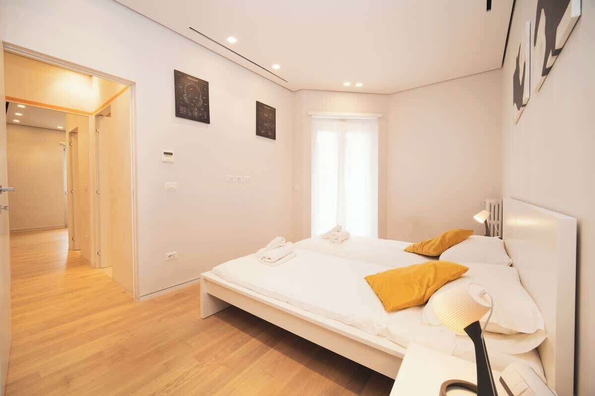 2 bedrooms, iron/ironing board, travel crib, WiFi