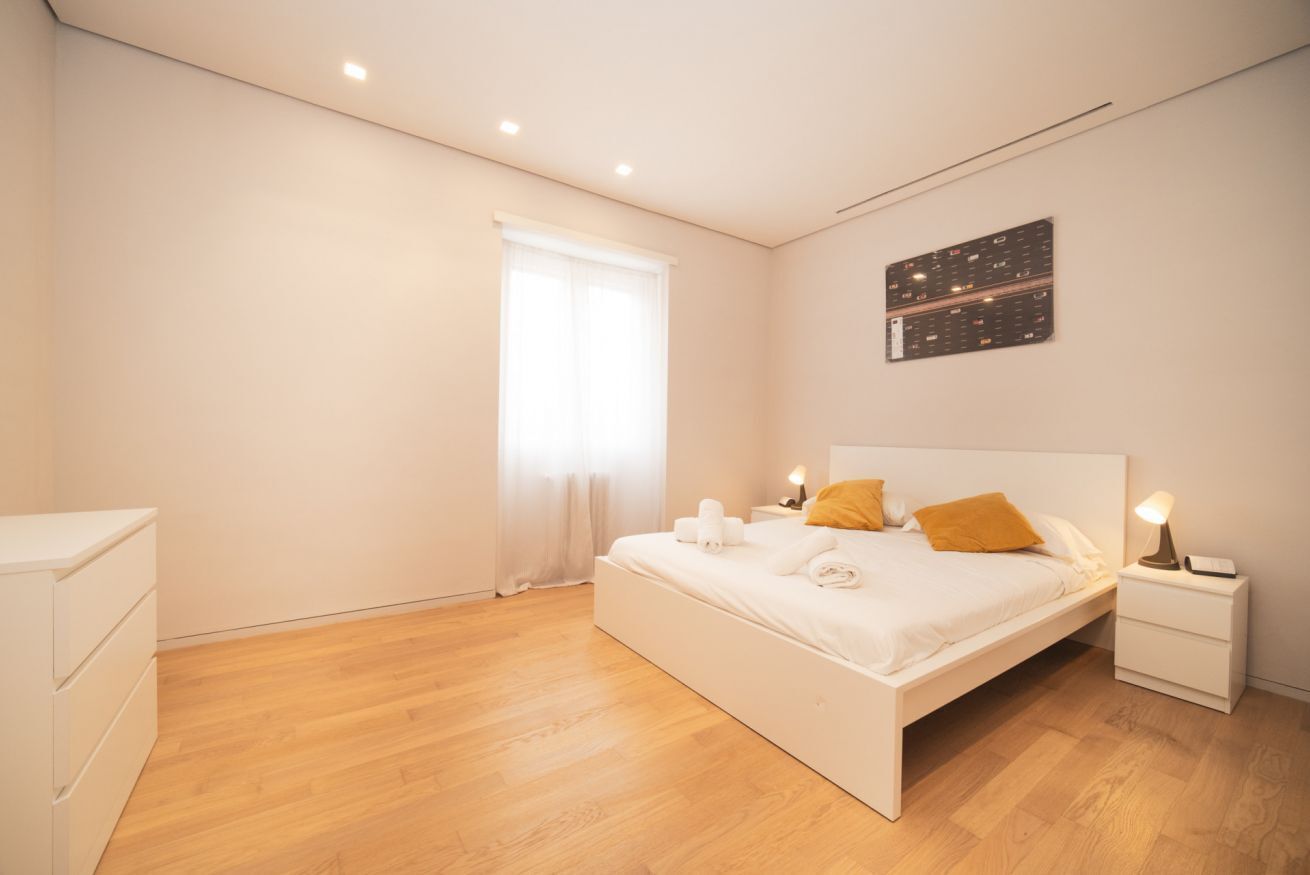 2 bedrooms, iron/ironing board