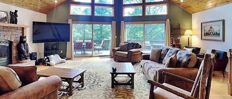 House (4 Bedrooms) | Property amenity