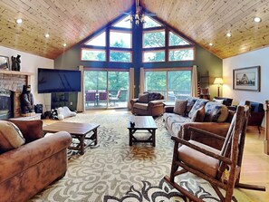 House (4 Bedrooms) | Property amenity