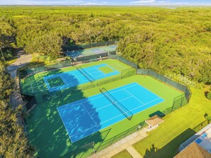 Sport court - Beach Bliss at Sea Woods! Heated Pool, Pickleball and Fitness Center. (New Smyrna Beach)