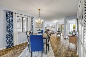 Dining - Beach Bliss at Sea Woods! Heated Pool, Pickleball and Fitness Center. (New Smyrna Beach)