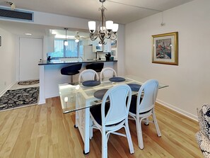 Condo (2 Bedrooms) | Comodidades da propriedade