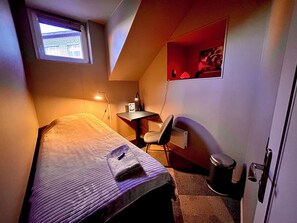 Single Room, Courtyard View