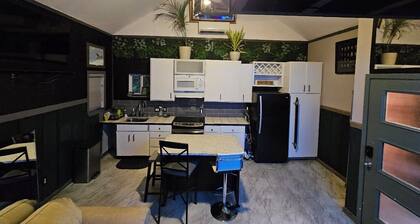 A private, 900sq ft one of a kind casita! Stylish and eclectic loft space.