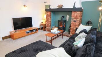 Cottage | Living area