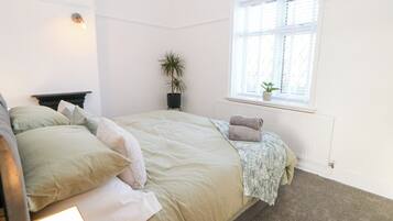 Cottage | 2 bedrooms, individually decorated, individually furnished, free WiFi