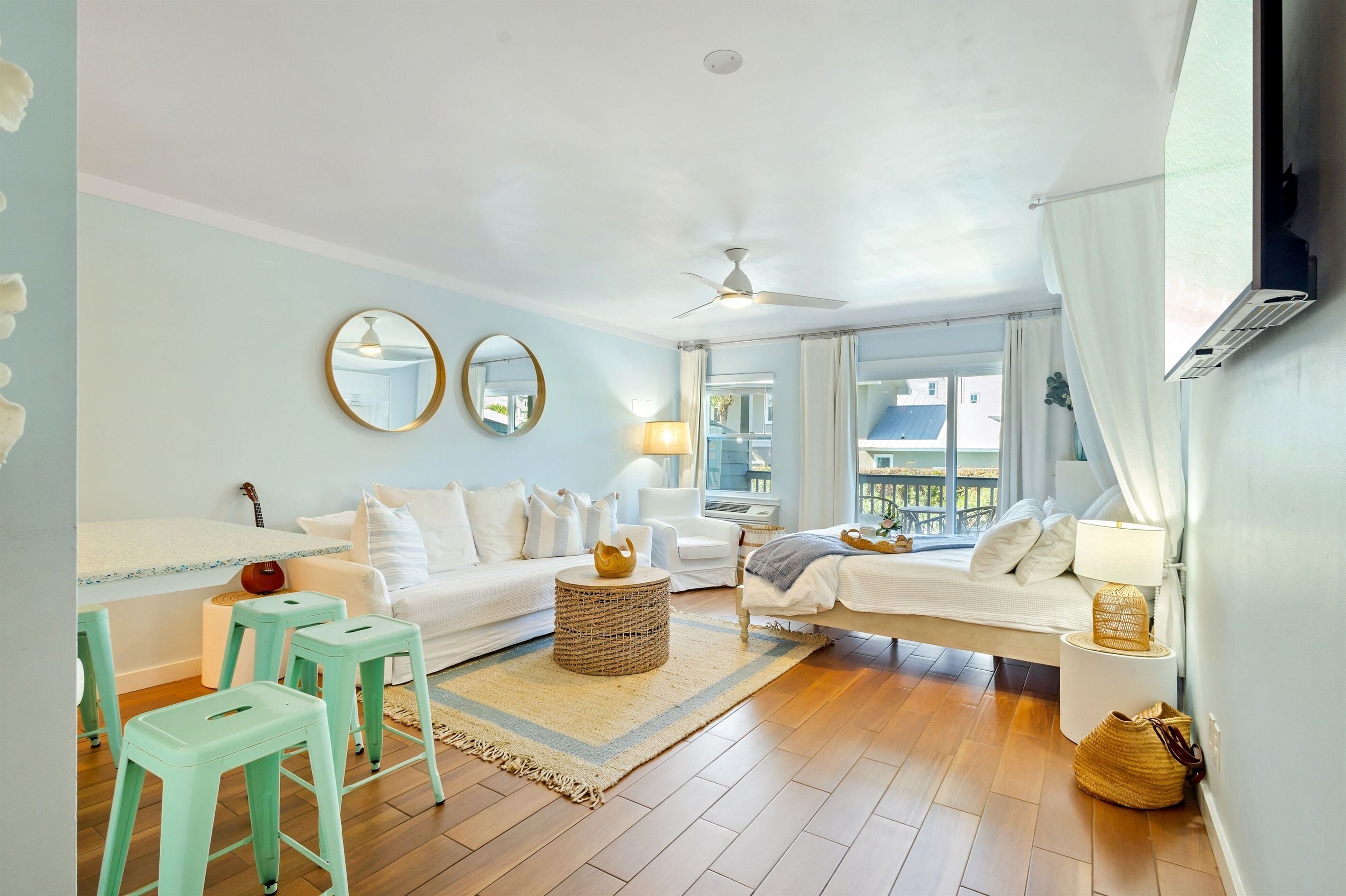 Iron/ironing board, travel crib, free WiFi, bed sheets