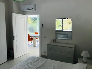 1 bedroom, WiFi, bed sheets - Apartment 1 with Lake View (Alvignano)