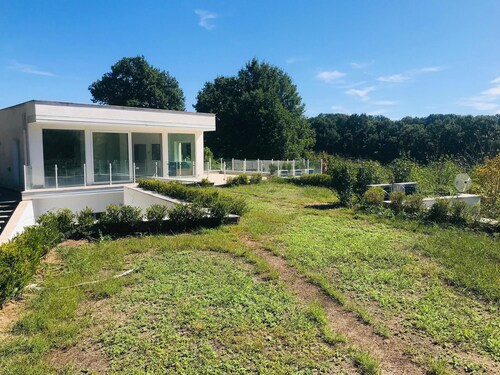 Apartment 1 with Lake View