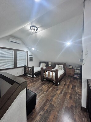 2 makuuhuonetta, Wi-Fi, vuodevaatteet