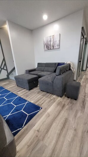 Interior - Lavish Rooftop Condo B (Elizabethtown)