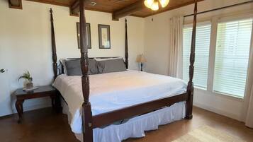2 bedrooms, iron/ironing board, travel crib, free WiFi