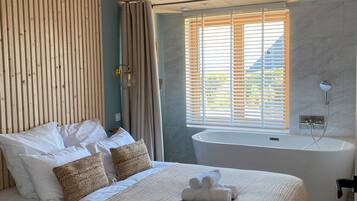 4 chambres, fer et planche Ă repasser, Wi-Fi, draps fournis