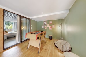 Spielezimmer