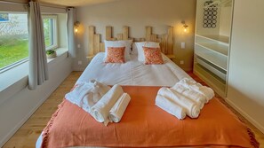 6 Schlafzimmer, Bügeleisen/Bügelbrett, WLAN, Bettwäsche