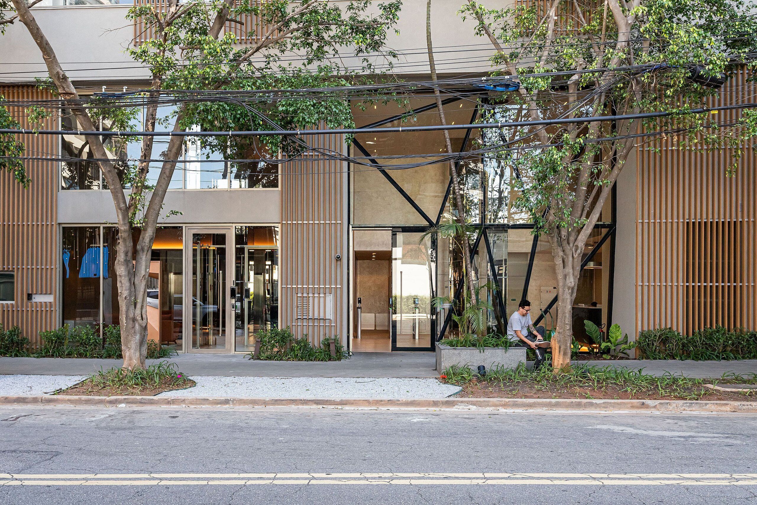 Comfort Studio | Exterior detail